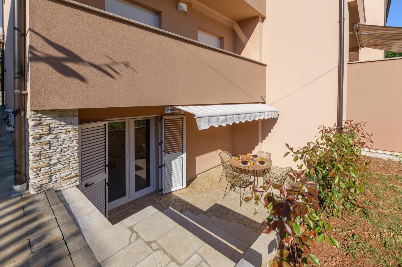 מדולין Studio Apartment Mali מראה חיצוני תמונה