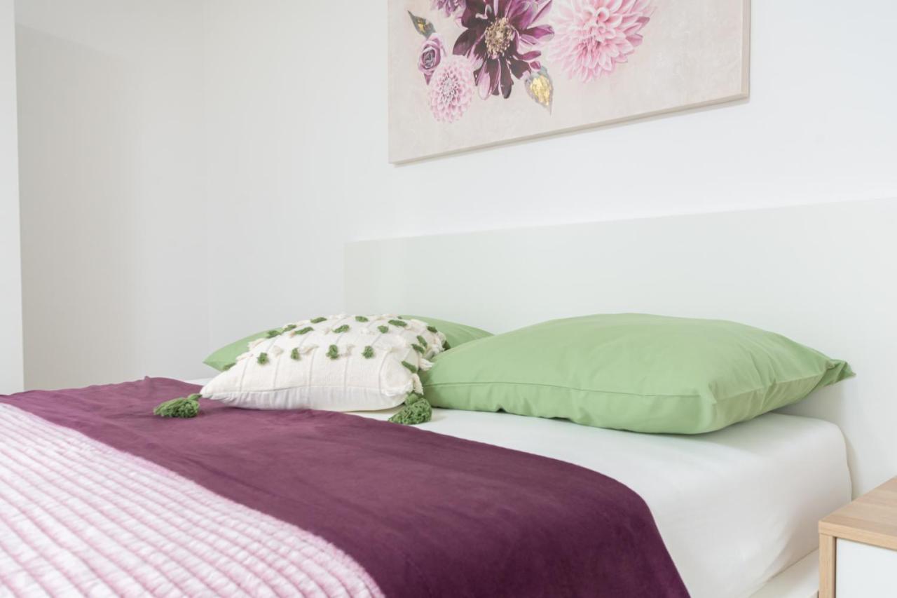 מדולין Studio Apartment Mali מראה חיצוני תמונה